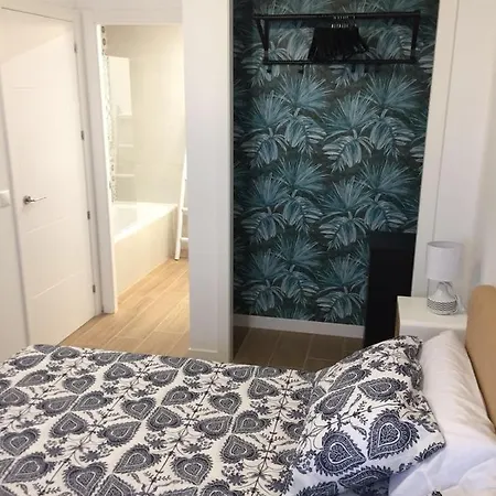 Av/ Armada Española, Ed/ Fernandos, 5, 5º H2 Apartamento *